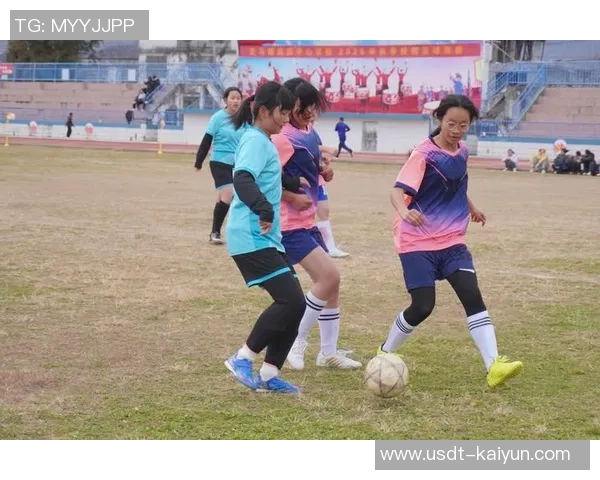 绿茵场上的激烈角逐足球比赛中的每一个细节与瞬间解析 绿茵场上的激烈角逐足球比赛中的每一个细节与瞬间解析